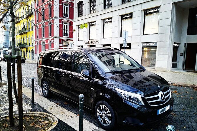 private-transport-between-the-city-of-lisbon-and-ahd-airport