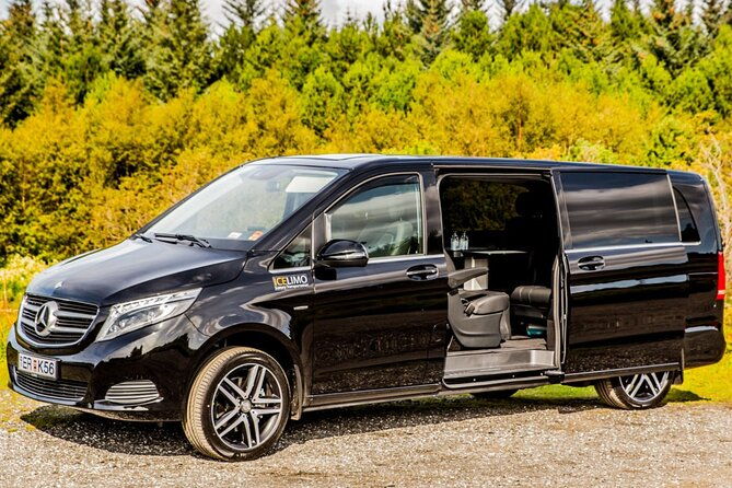 private-transport-in-luxury-mpv-suv-5pax-keflavik-airport-rkv
