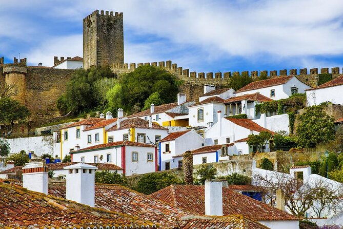 private-transport-lisbon-porto-or-porto-lisbon-with-3-stops