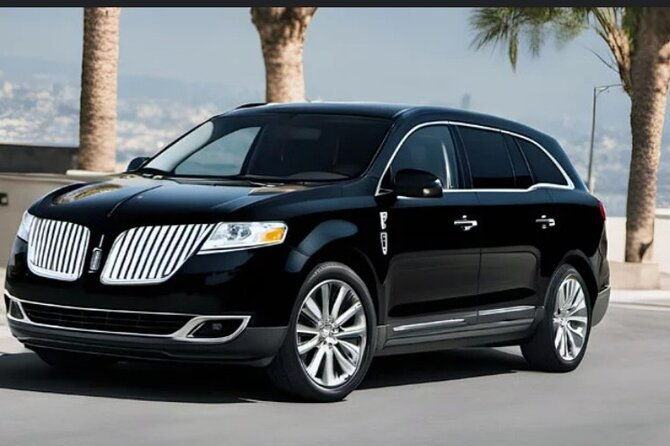 private-transport-to-airport-hotel-port-in-nassau-bahamas