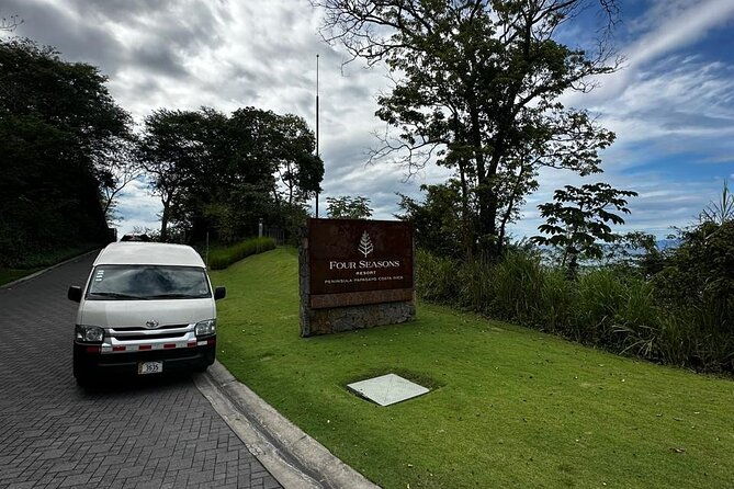 private-transportation-costa-rica-guanacaste-airport-lir