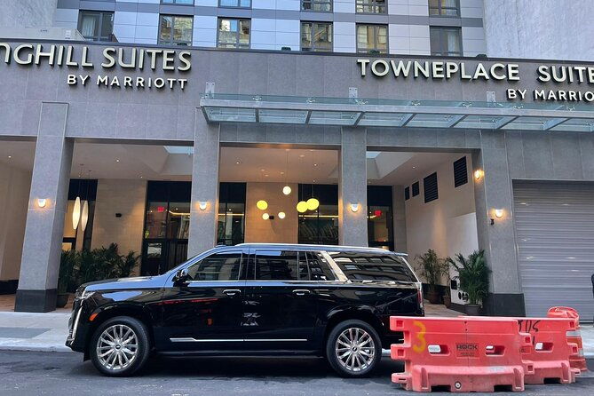 private-transportation-first-class-suv-in-new-york
