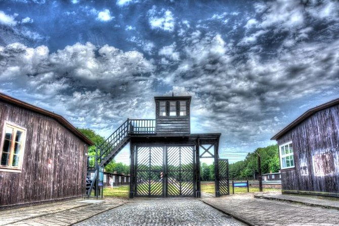 private-transportation-from-cruise-ship-port-of-gdynia-to-stutthof-camp-5-hour