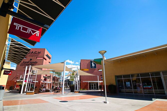 private-transportation-from-las-vegas-to-north-premium-outlets