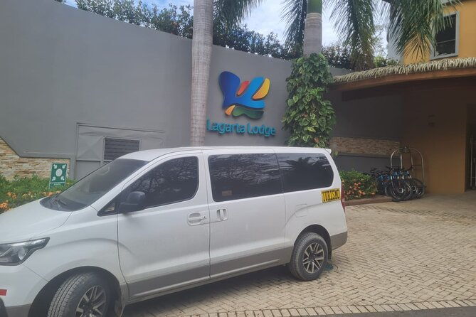 private-transportation-from-liberia-airport-to-santa-teresa