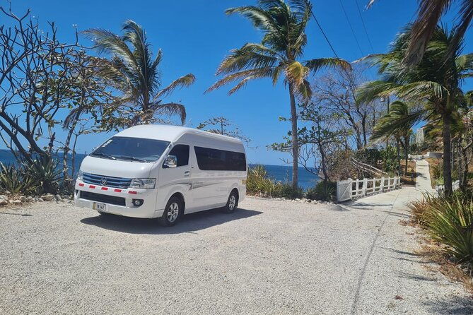 private-transportation-from-liberia-airport-to-santa-teresa