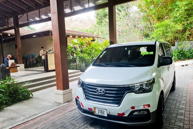 private-transportation-from-liberia-airport-to-westin-resort