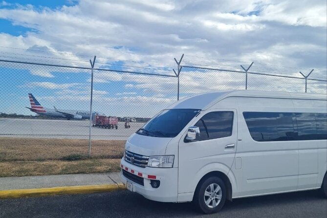 private-transportation-from-san-jose-airport-to-la-fortuna-de-arena