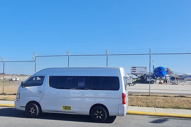 private-transportation-from-the-hotel-to-guanacaste-airport