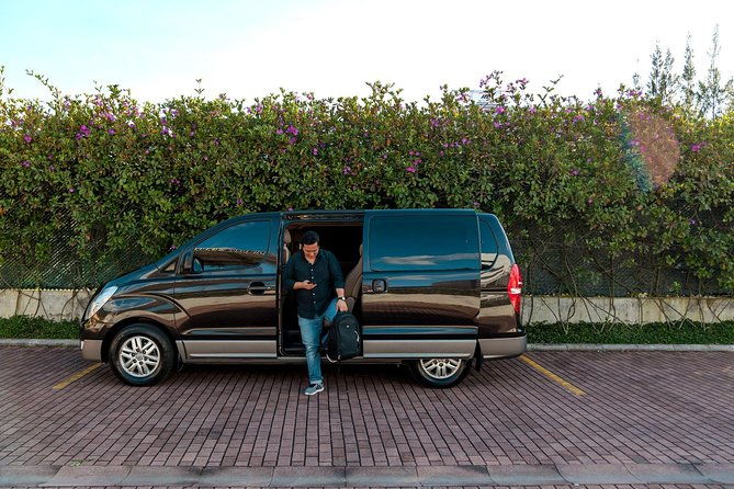 private-transportation-service-to-antigua-guatemala-on-a-minibus-with-a-c