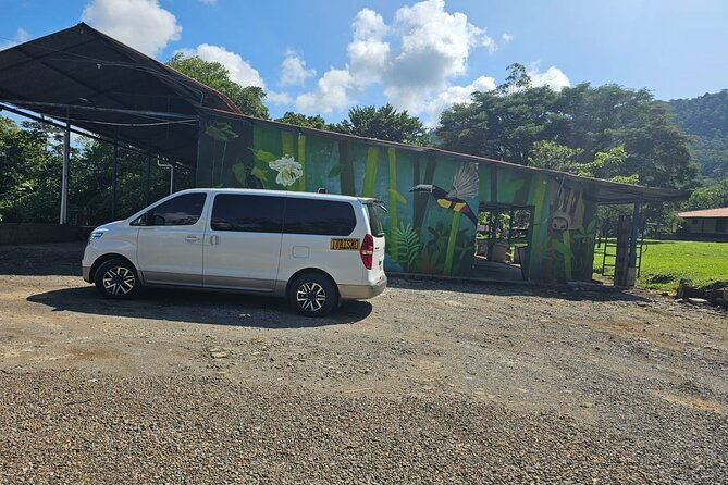 private-transportation-to-and-from-liberia-airport-tamarindo