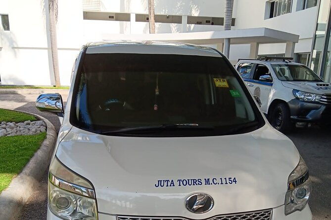 private-transportation-to-and-from-montego-bay-airports-or-hotels