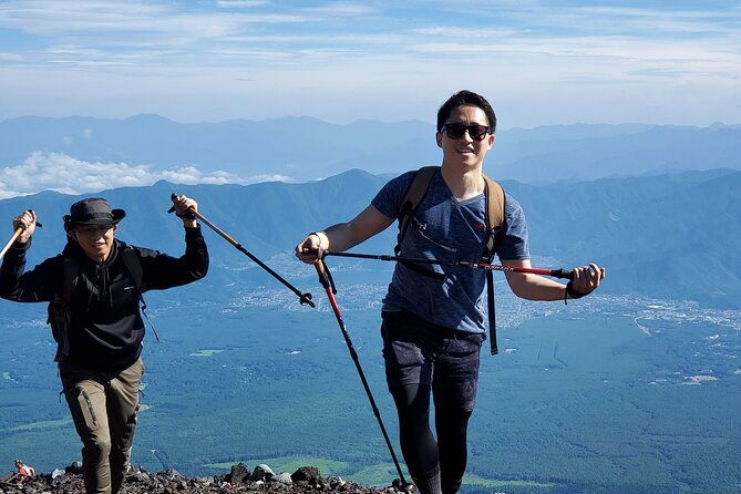 private-trekking-experience-up-to-7th-station-in-mt-fuji