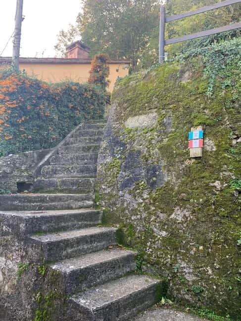 Private trekking of the 3 Towers with aperitif at Loggia - Discovering San Marino on Foot: An Authentic Mountain Trek