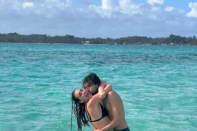 Private Tri Island Hopping & Boodle Fight Lunch in Siargao Island - Key Points