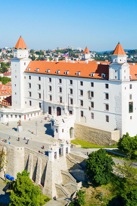 private-trip-from-budapest-to-bratislava-gyor-and-back