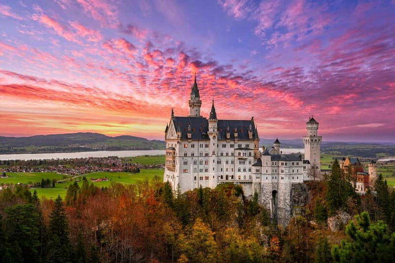 Private trip: Munich to Neuschwanstein Castle with tickets - The Journey to Bavarias Crown Jewel