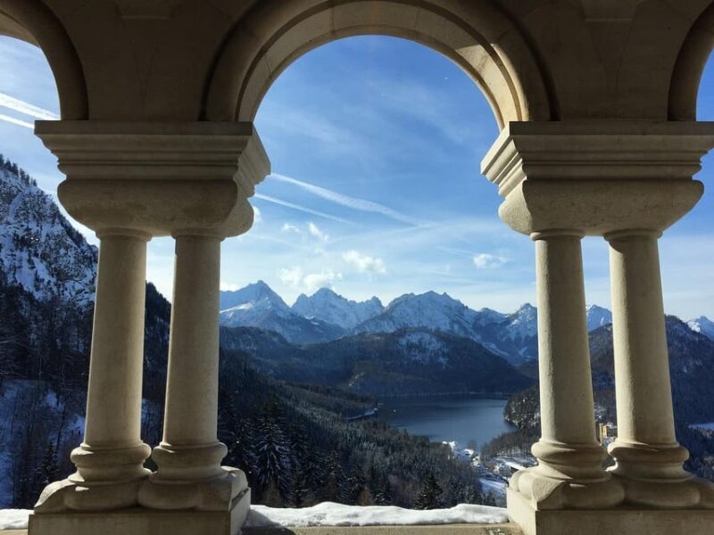 Private trip: Munich to Neuschwanstein Castle with tickets - The Stunning Views from Marienbrücke