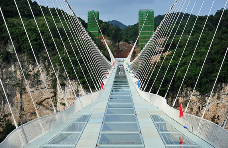 private-trip-of-tianmen-mountain-sky-walk-and-glass-bridge