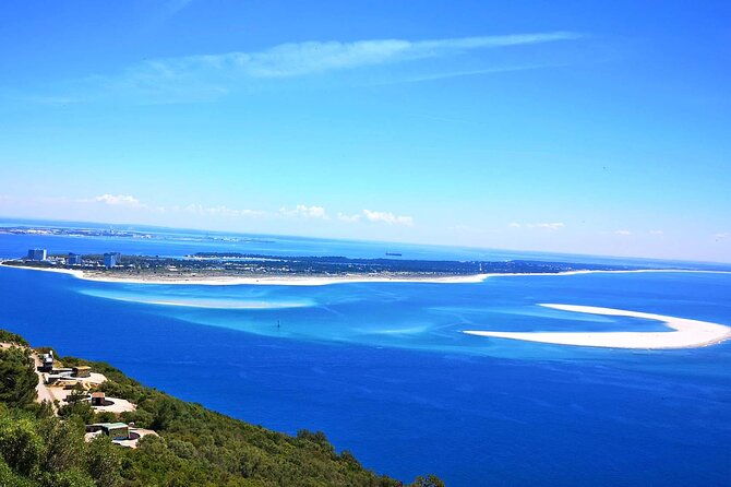 private-trip-to-arrabida-natural-park-palmela-castle-and-setubal