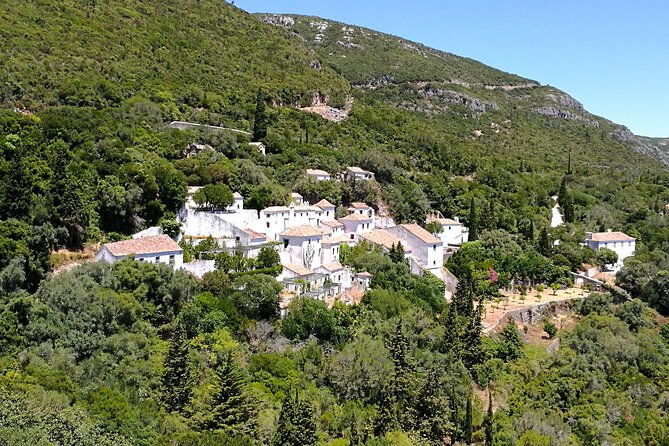 private-trip-to-arrabida-natural-park-palmela-castle-and-setubal