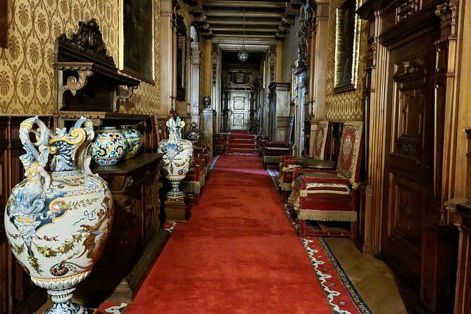 private-trip-to-draculas-castle-peles-castle-and-brasov