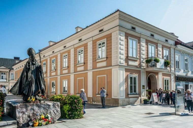 private-trip-to-wadowice-home-town-of-john-paul-ii