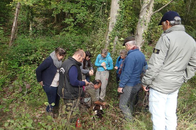 private-truffle-hunting-in-chianti