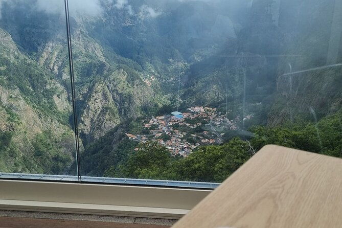 private-tuk-tuk-tour-in-nuns-valley