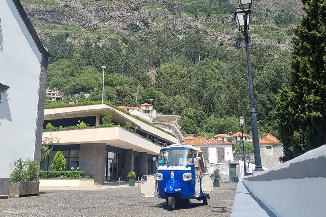 private-tuk-tuk-tour-in-nuns-valley