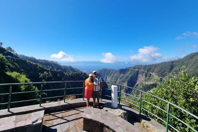private-tuk-tuk-tour-in-nuns-valley