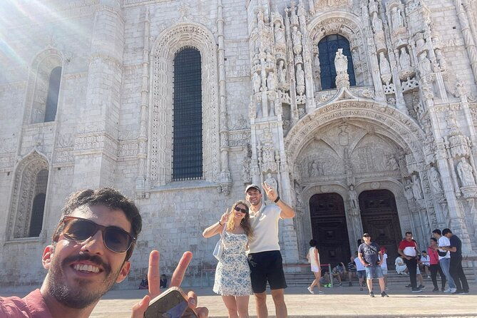 private-tuk-tuk-tour-through-the-belem-neighborhood-in-lisbon