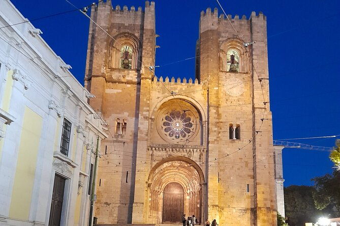 private-tuk-tuk-tour-through-the-historic-center-of-lisbon