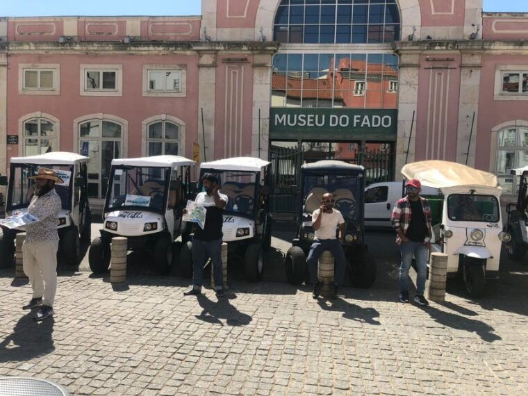 private-tuktuk-tour-unforgettable-old-town-lisbon