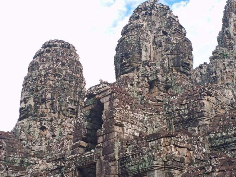 private-two-day-trip-angkor-temples-with-floating-village