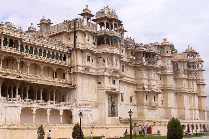Private Udaipur City Tour With Optional Guide - Comprehensive Review of the Private Udaipur City Tour With Optional Guide