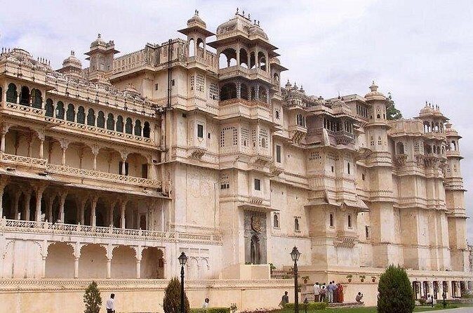 Private Udaipur City Tour With Optional Guide - Who Should Book This Tour?