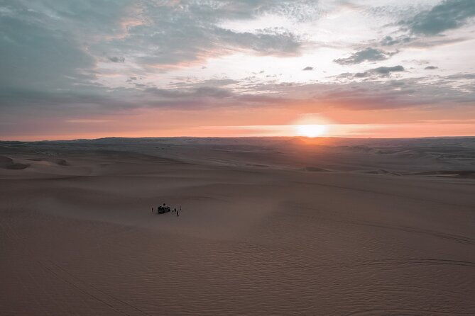private-utv-tour-and-sandboard-in-huacachina-01-hour
