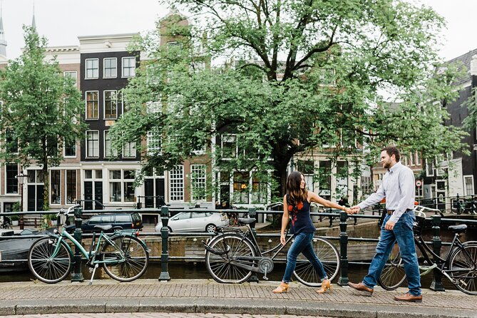 private-vacation-photography-session-with-local-photographer-in-amsterdam