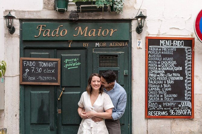private-vacation-photography-session-with-local-photographer-in-lisbon