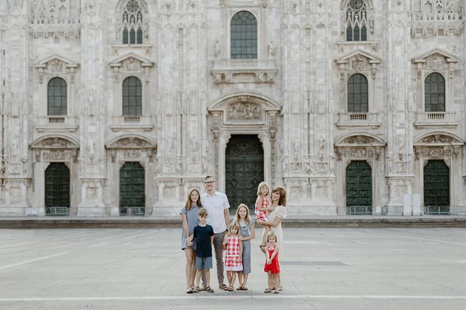 private-vacation-photography-session-with-local-photographer-in-milan