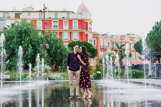 private-vacation-photography-session-with-local-photographer-in-nice