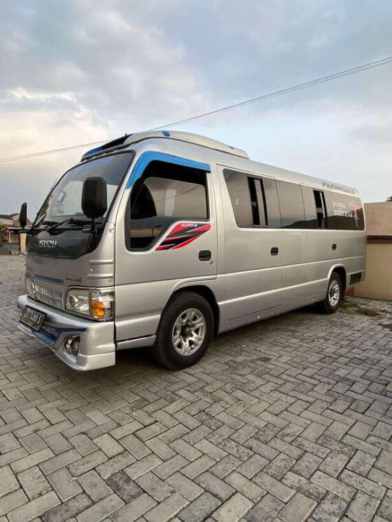 private-van-hire-custom-itinerary-free-trip-consultancy