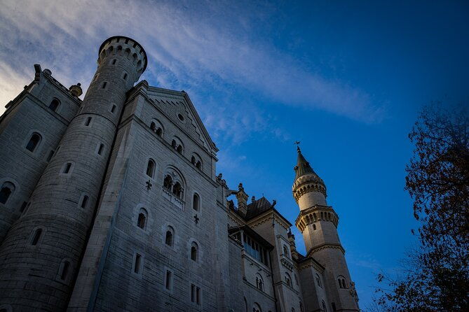 private-van-tour-to-royal-castle-of-neuschwanstein-from-munich