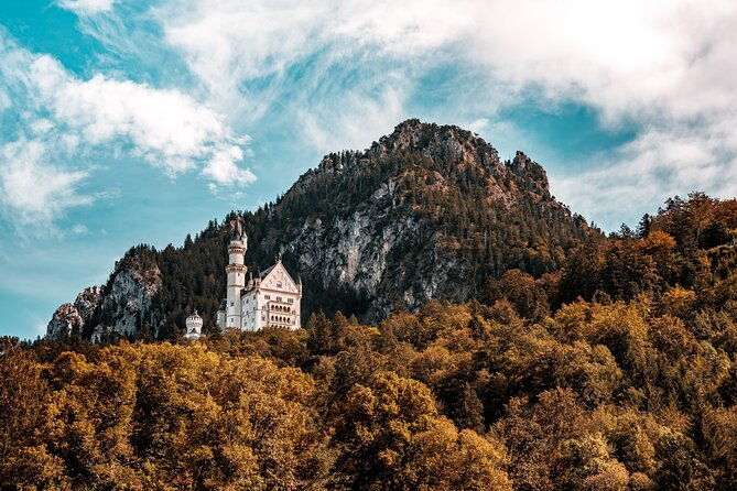 private-van-tour-to-royal-castle-of-neuschwanstein-from-munich