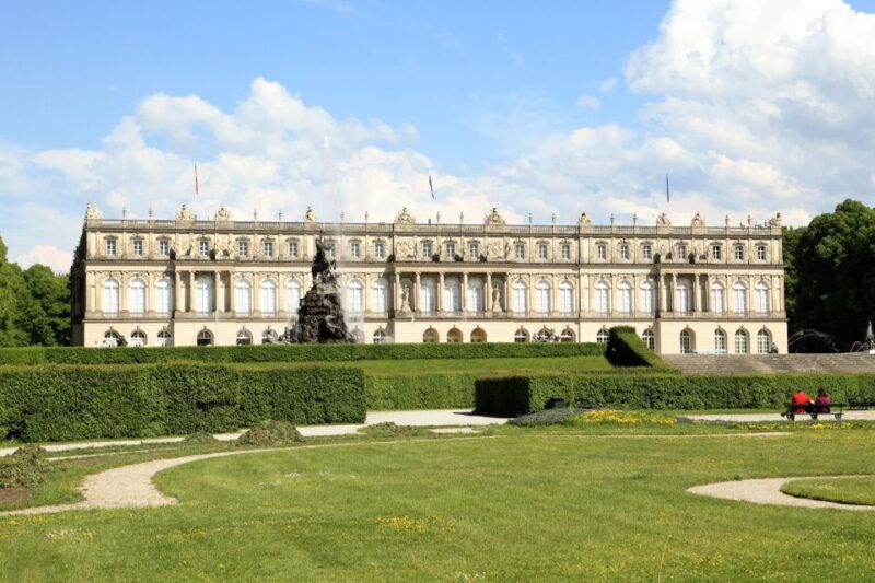private-van-tour-to-the-royal-palace-of-herrenchiemsee