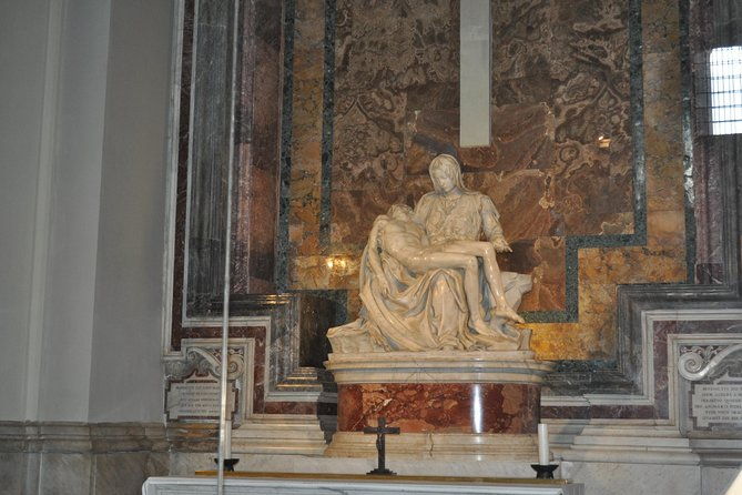 private-vatican-museums-tour-with-sistine-chapel-st-peters-basilica