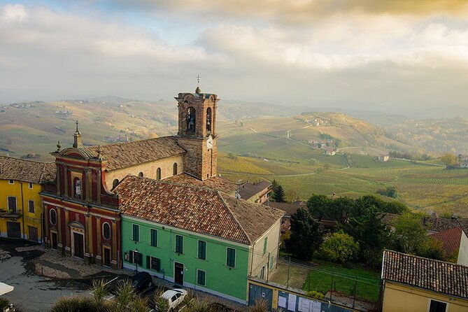 private-vespa-tour-among-the-hills-of-barolo-and-barbaresco