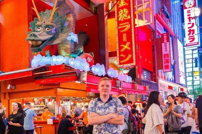 private-vibrant-night-photoshoot-experience-in-osaka-dotonbori