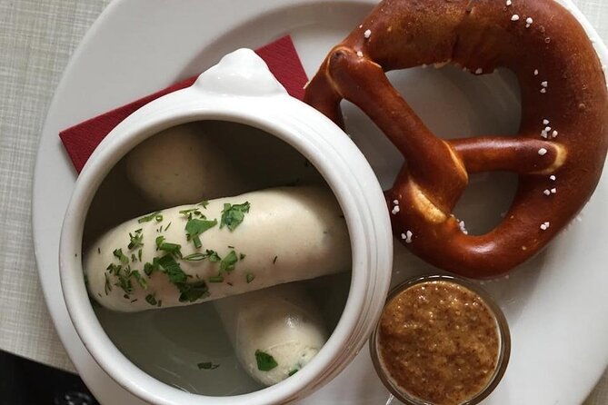 private-viktualienmarkt-food-tour-and-beyond-best-munich-tastings-2